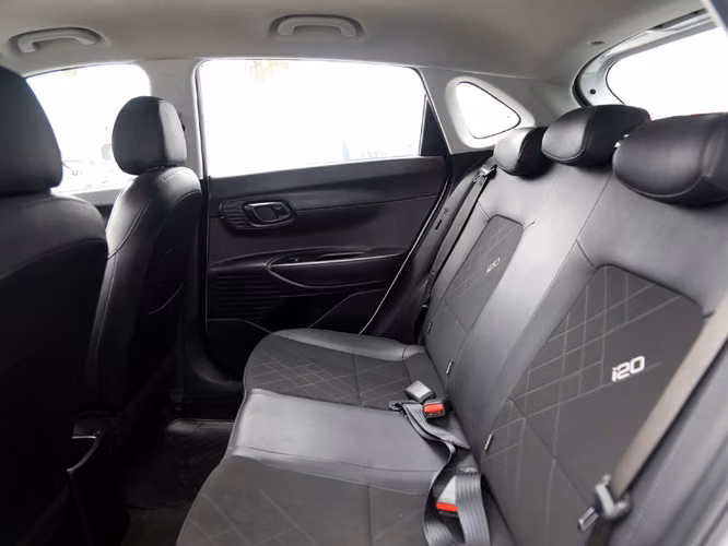 HYUNDAI I20 2025 - Imagen 15