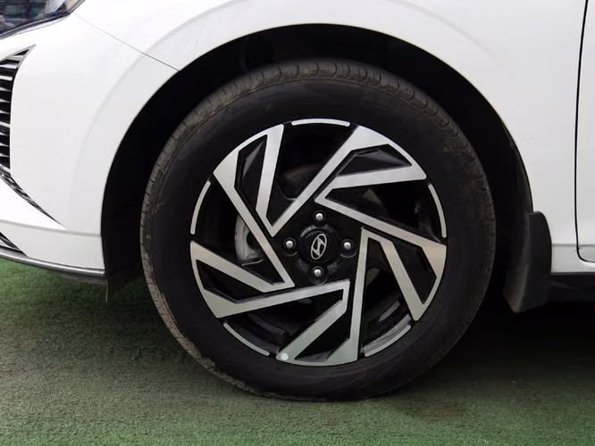 HYUNDAI I20 2025 - Imagen 11
