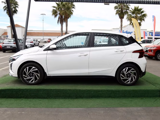 HYUNDAI I20 2025 - Imagen 10