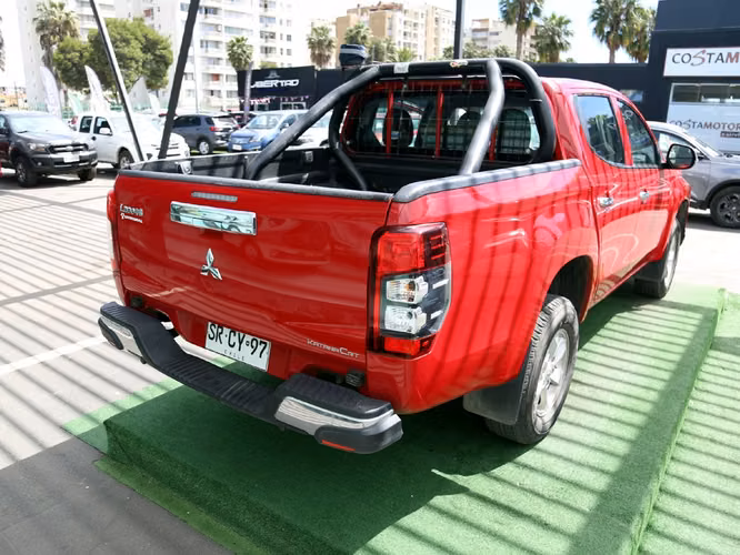 MITSUBISHI L200 2023 - Imagen 7