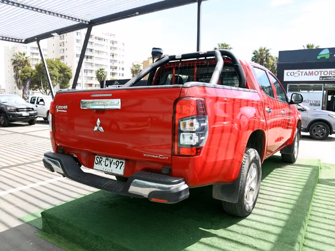 MITSUBISHI L200 2023 - Imagen 6