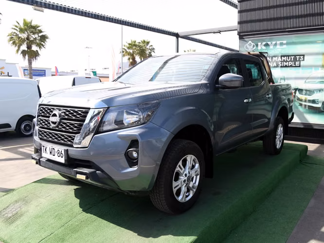 NISSAN NAVARA 2024