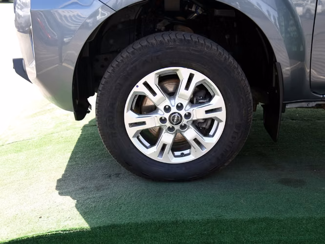 NISSAN NAVARA 2024 - Imagen 10