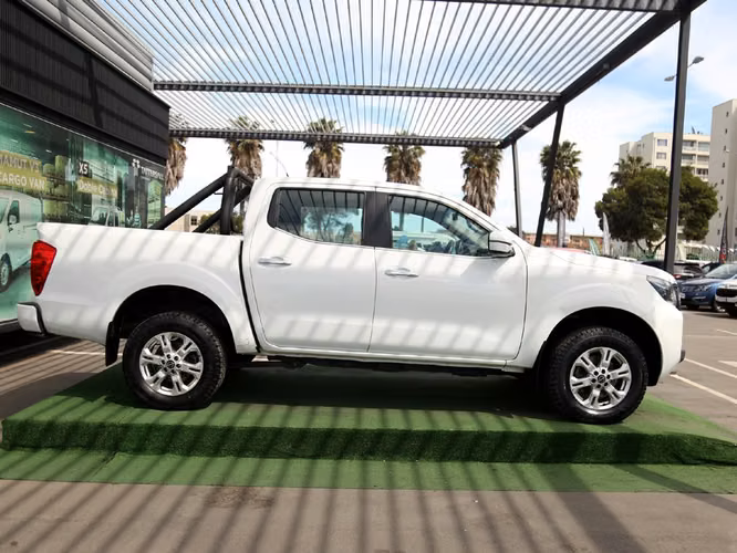 NISSAN NAVARA 2024 - Imagen 4