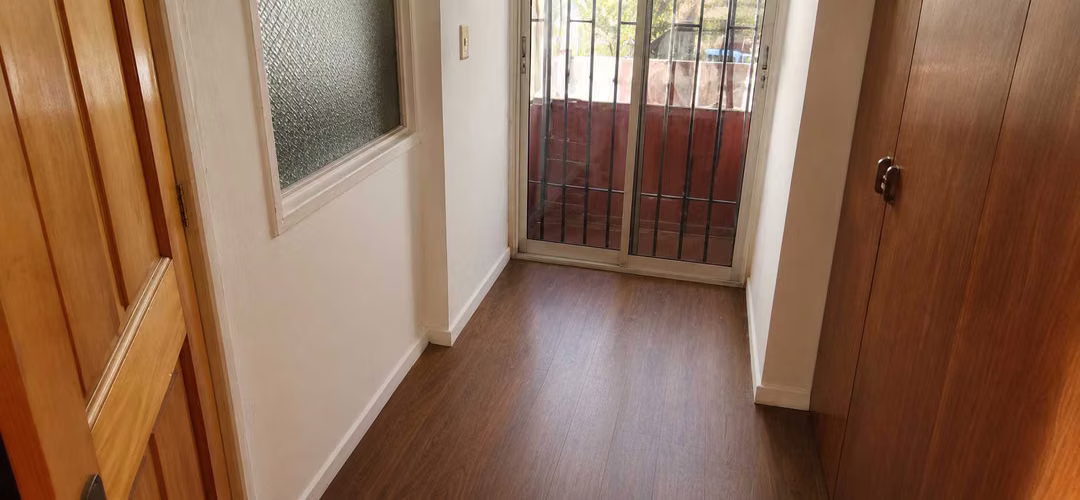 Moderna Casa con Excelente Conectividad (184666) - Imagen 19