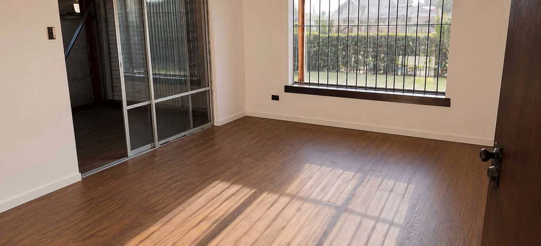 Moderna Casa con Excelente Conectividad (184666) - Imagen 20
