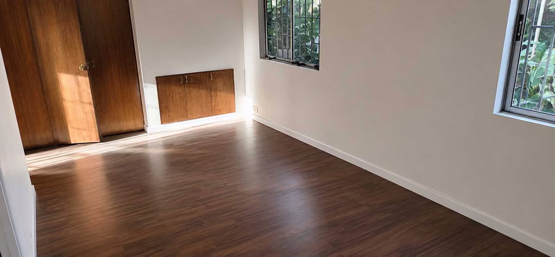 Moderna Casa con Excelente Conectividad (184666) - Imagen 6