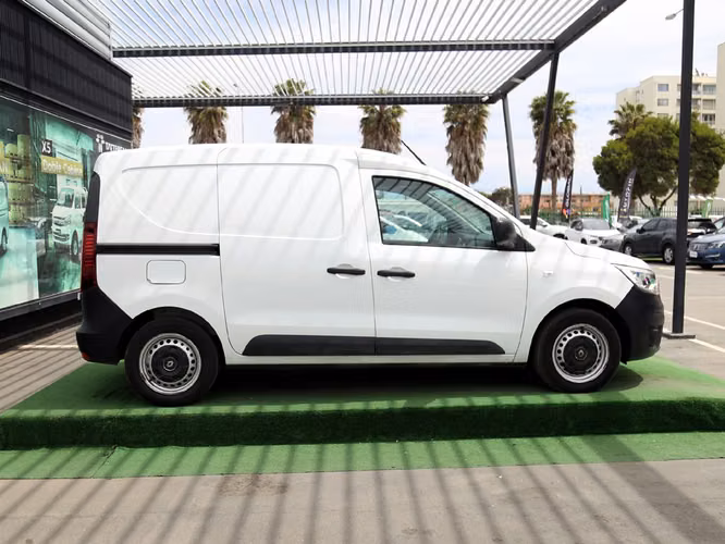 RENAULT EXPRESS 2023