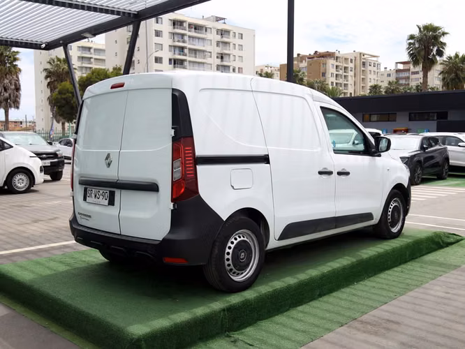 RENAULT EXPRESS 2023