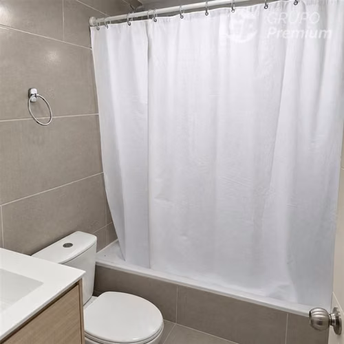 Arriendo Depto 3D 2B en avenida Colón con estacionamiento - Imagen 9