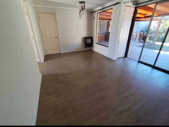 Casa Moderna en Barrio Tranquilo (184708) - Imagen 3