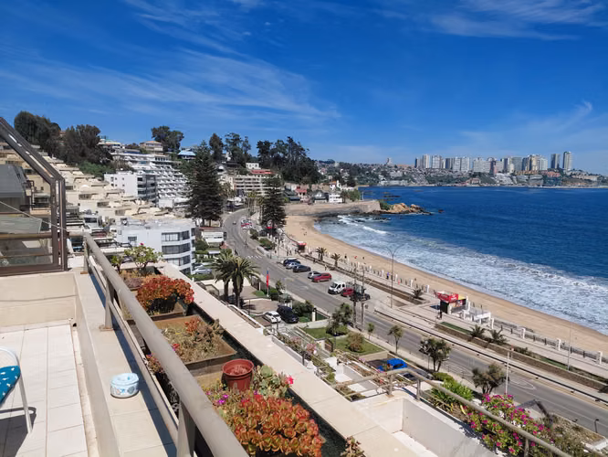 Vendo hermoso depto en primera linea playa amarilla - Imagen 10
