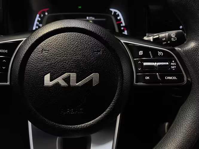 KIA SONET EX 1.5 MT - Imagen 18