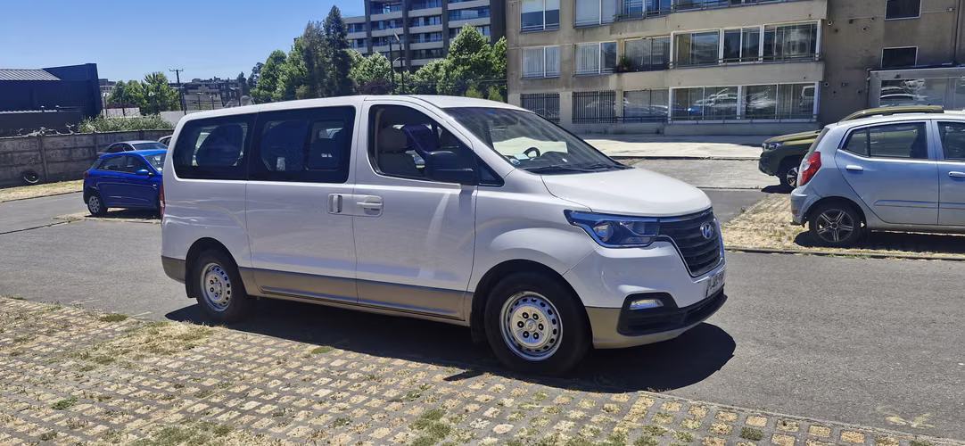 se vende Hyundai h1