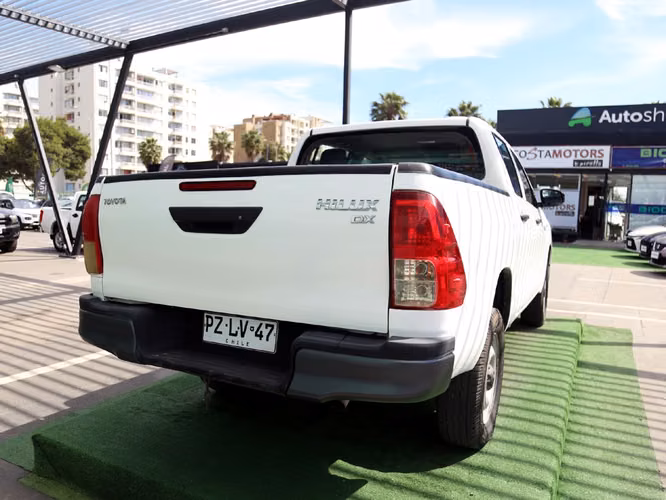TOYOTA HILUX 2021 - Imagen 6