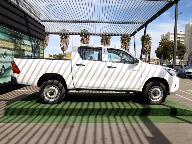 TOYOTA HILUX 2021 - Imagen 4