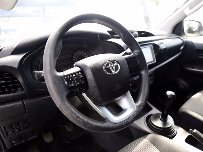 TOYOTA HILUX 2021 - Imagen 13
