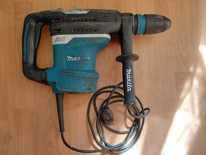 Vendo Rotomartillo HR413C Makita