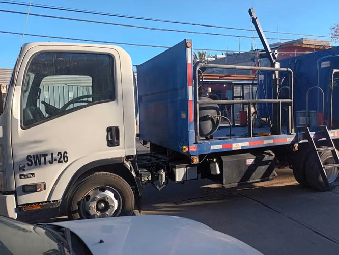 Arriendo camión lubricador