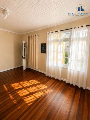OPORTUNIDAD DE INVERSIÓN VENTA CASA PLACERES BAJO