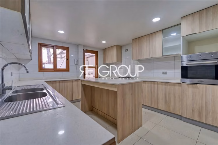 Casa en venta de 5 dorm. en Vitacura - Imagen 8
