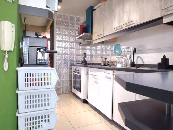 Casa mediterránea en condominio, Peñaflor – 3D 3B, quincho techado, conserjería 24/7