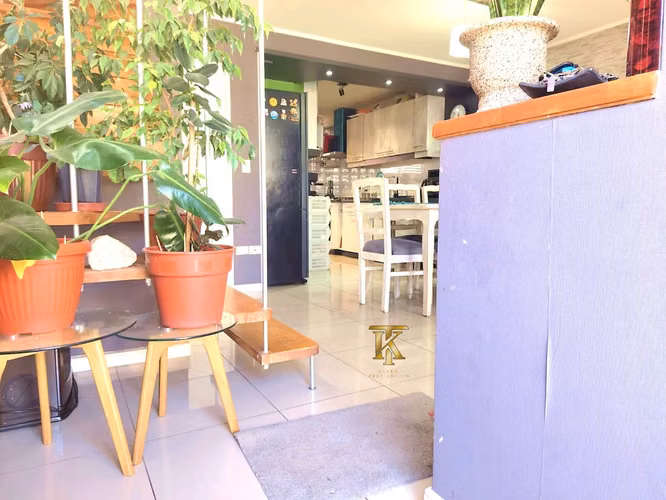 Casa mediterránea en condominio, Peñaflor – 3D 3B, quincho techado, conserjería 24/7