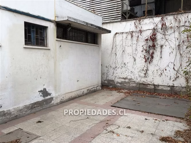 Casa de dos pisos en venta en Ñuñoa - Imagen 22