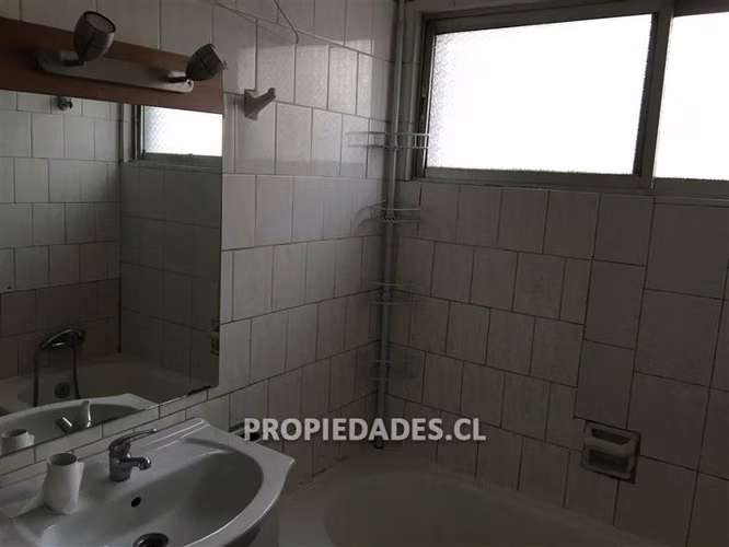 Casa de dos pisos en venta en Ñuñoa - Imagen 37