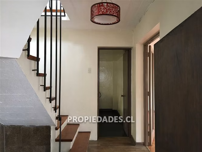 Casa de dos pisos en venta en Ñuñoa - Imagen 7