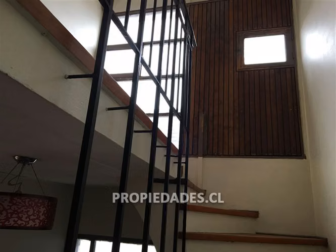 Casa de dos pisos en venta en Ñuñoa - Imagen 24