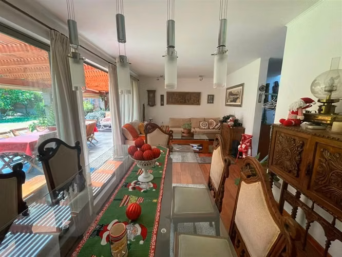 Casa en venta de 4 dorm. en Peñalolén - Imagen 3