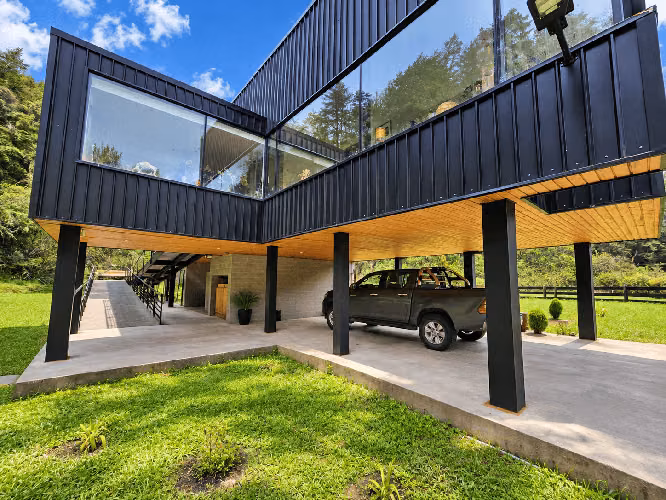 Exclusiva parcela con casa en Loteo Riberas del Futa – Valdivia