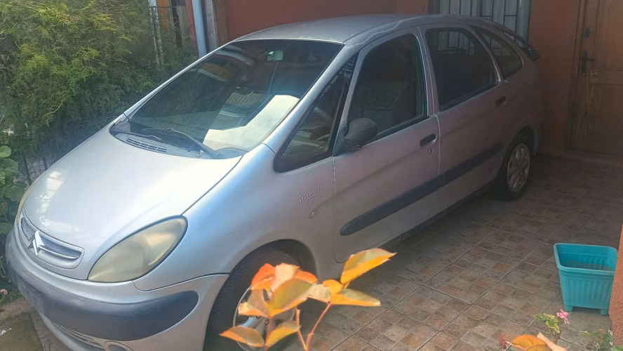 Citroën Xsara Picasso 2.0 HDI 2004 – Para repuestos o reparación