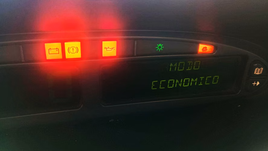 Citroën Xsara Picasso 2.0 HDI 2004 – Para repuestos o reparación