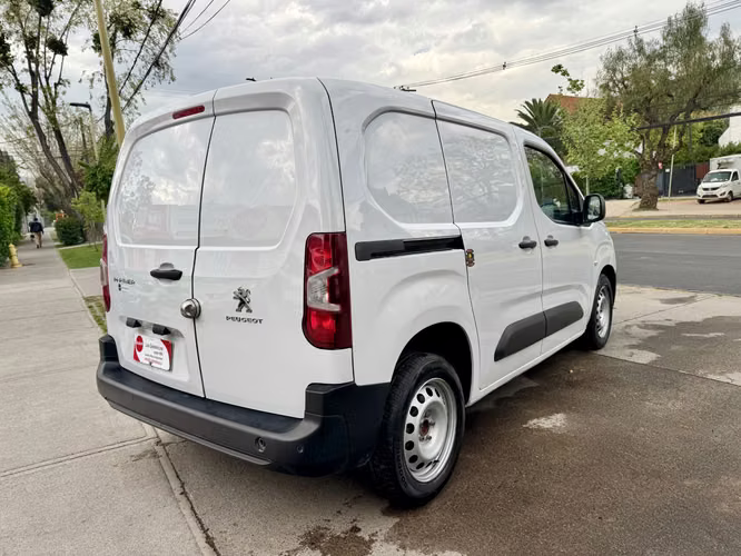 PEUGEOT PARTNER DIESEL 1.5 MEC 6 VEL SOLO 26.000 KM FULL CARPLAY VER EN LAS CONDES 2024