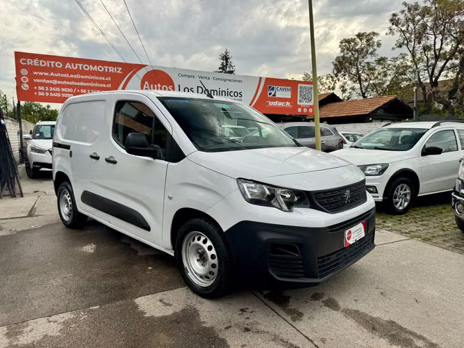 PEUGEOT PARTNER DIESEL 1.5 MEC 6 VEL SOLO 26.000 KM FULL CARPLAY VER EN LAS CONDES 2024