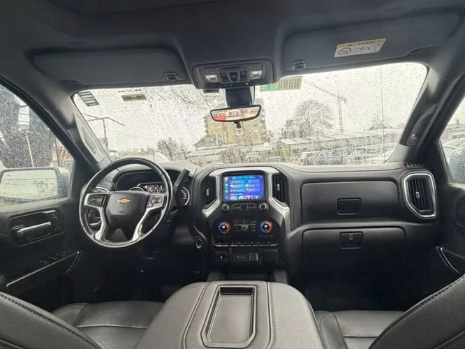 CHEVROLET Silverado 5.3 LTZ HC 2022 - Imagen 15