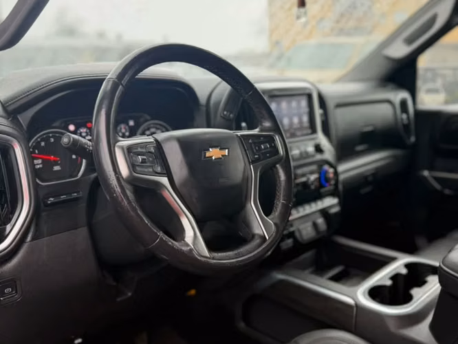 CHEVROLET Silverado 5.3 LTZ HC 2022 - Imagen 7