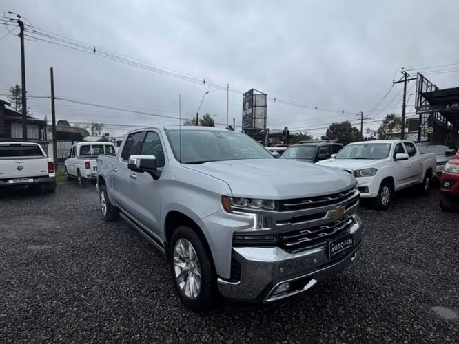 CHEVROLET Silverado 5.3 LTZ HC 2022 - Imagen 12