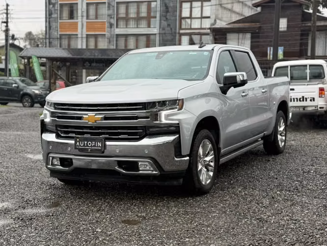 CHEVROLET Silverado 5.3 LTZ HC 2022 - Imagen 2
