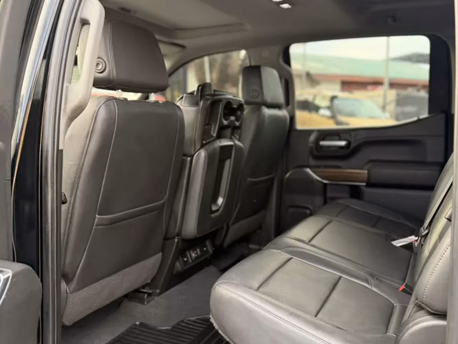 CHEVROLET Silverado 5.3 V8 2021 - Imagen 6
