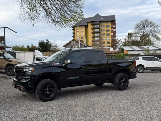 CHEVROLET Silverado 5.3 V8 2021 - Imagen 11