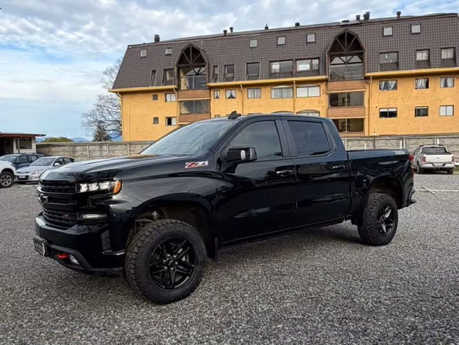 CHEVROLET Silverado 5.3 V8 2021 - Imagen 4