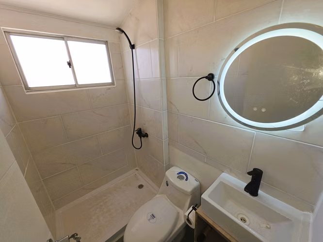 Oportunidad Hermosa Casa Remodelada Excelente Ubicación - Imagen 12