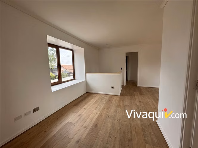 Casa en arriendo de 6 dorm. en Peñalolén