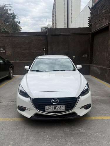 Mazda 3 Sedán 2018 2.0 Skyactiv MT – 86.970 km - Imagen 2