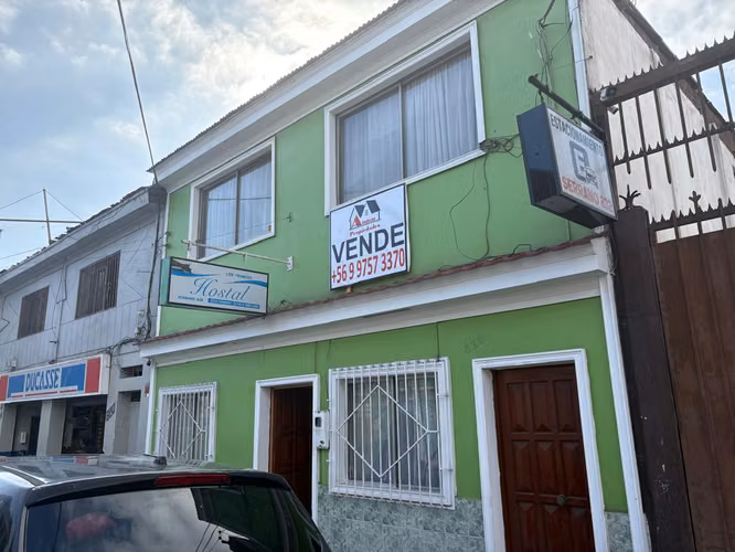 VENTA HOSTERIA/CASA HABITACION CENTRO DE IQUIQUE