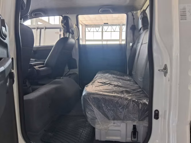 KIA FRONTIER D/C 2.5 6MT DELUXE ABS 2021 - Imagen 9