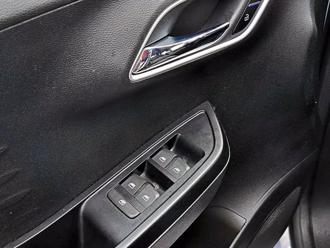 MG MG3 2025 - Imagen 11